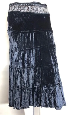 Falda De Colección Mezcla Nueva Boho Gitana Terciopelo Aplastado En Niveles Negra Cuentas Larga Talla 10 Foto 1 de 4