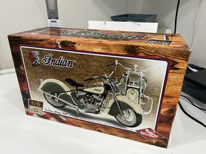 RARE - 1948 Indian Chief 348 Die-Cast Motorcycle Guiloy 1:6 Scale Green / Beige - Picture 1 of 24