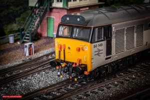 Detaillierte Rohre und Kabel für eine Lokomotive der Klasse 50 - Spur OO (SET 22) - Bild 1 von 8