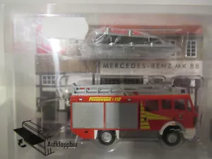 Vehículo de extinción Busch Mercedes-Benz MK 88 - Imagen 1 de 2