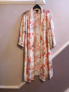 NEW LOOK LADIES WHITE FLORAL MIDI LENGTH KIMONO SIZE 14 UK - Picture 1 of 4