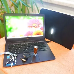 Asus UX305 ZenBook METALL UltraBook l 13 Zoll 2K QHD l Windows 11 SSD l 8GB RAM - Bild 1 von 17