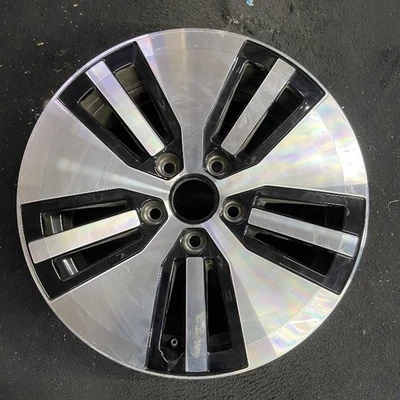 "Rueda de golf negra mecanizada Volkswagen 16"" 2015-2019 original de fábrica 69988" Foto 1 de 4