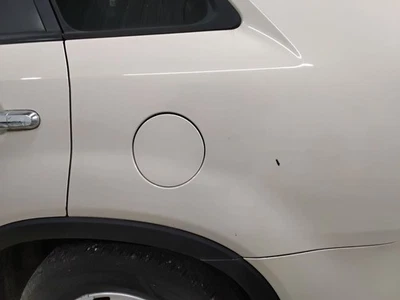 SORENTO   2012 Fuel Filler Door 1676518 Foto 1 de 4