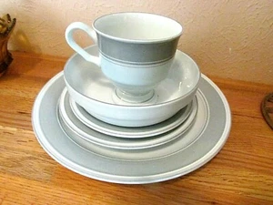 5 Piece Place Setting - Sangostone - Enchantment - Gray - Picture 1 of 6