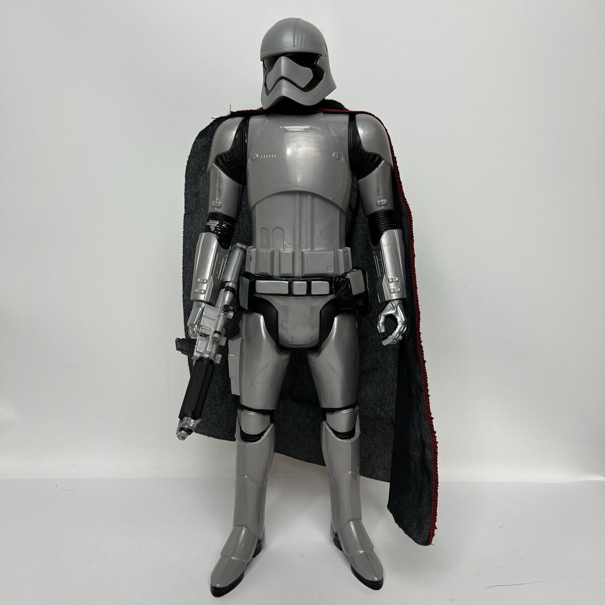 Preços baixos em Captain Phasma JAKKS Pacific Star Wars Preços baixos em Captain Phasma JAKKS Pacific Star Wars