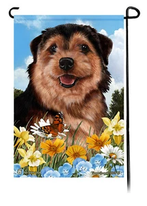 Bandera de jardín con flores de verano - Norfolk Terrier negro y tostado - Imagen 1 de 1
