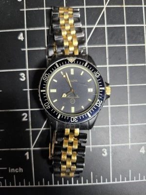 vintage bulova marine star quartz 100 diver black gold - Image 1 of 4