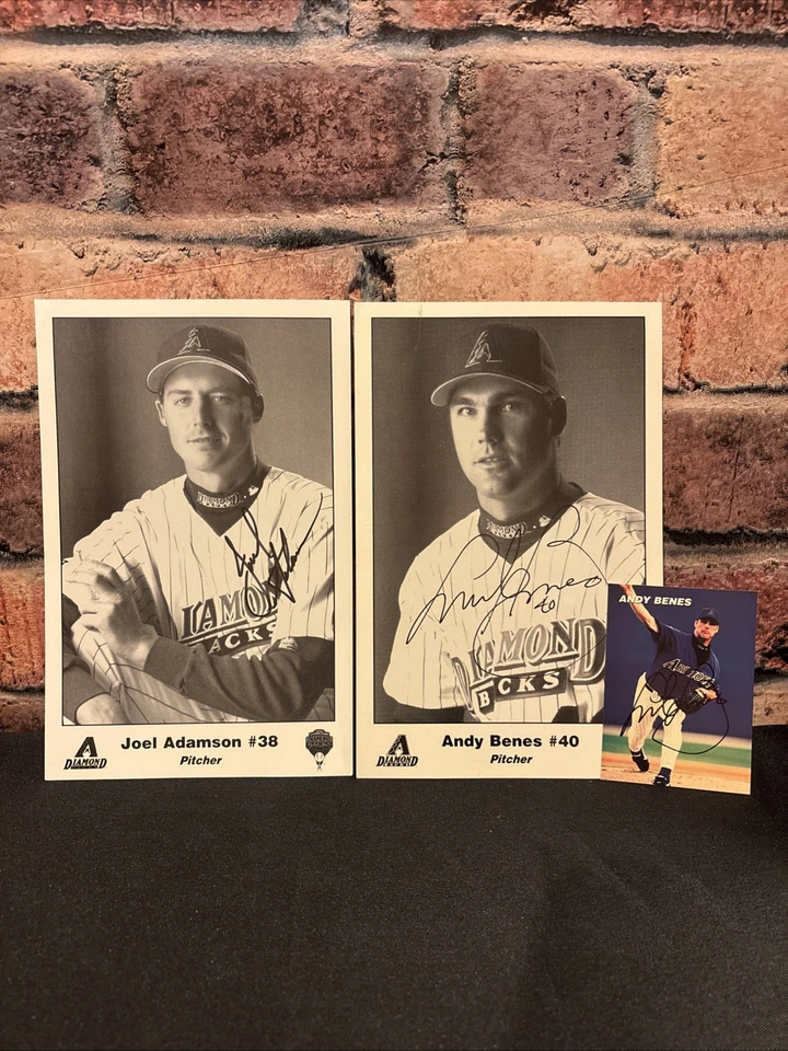 Autógrafos fotográficos de Arizona Diamondbacks (Joel Adamson y Andy Benes)  Foto 1 de 4