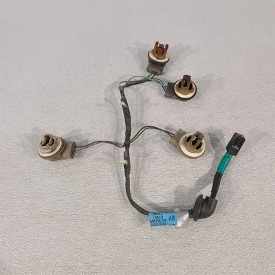 Arnés de cableado de lámpara de luz trasera para conductor Mustang 99-04 Lh OEM AA7385 Foto 1 de 4