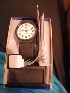 Casio 1330 MQ-24 Schwarz Ton Quarz Analog Damenuhr Neue Batterie D7 - Bild 1 von 5