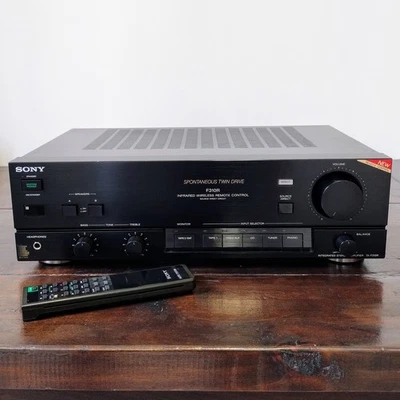 SONY TA-F310R AMPLIFICATORE STEREO, MADE IN JAPAN 1989, TELECOMANDO, FUNZIONANTE - Immagine 1 di 4