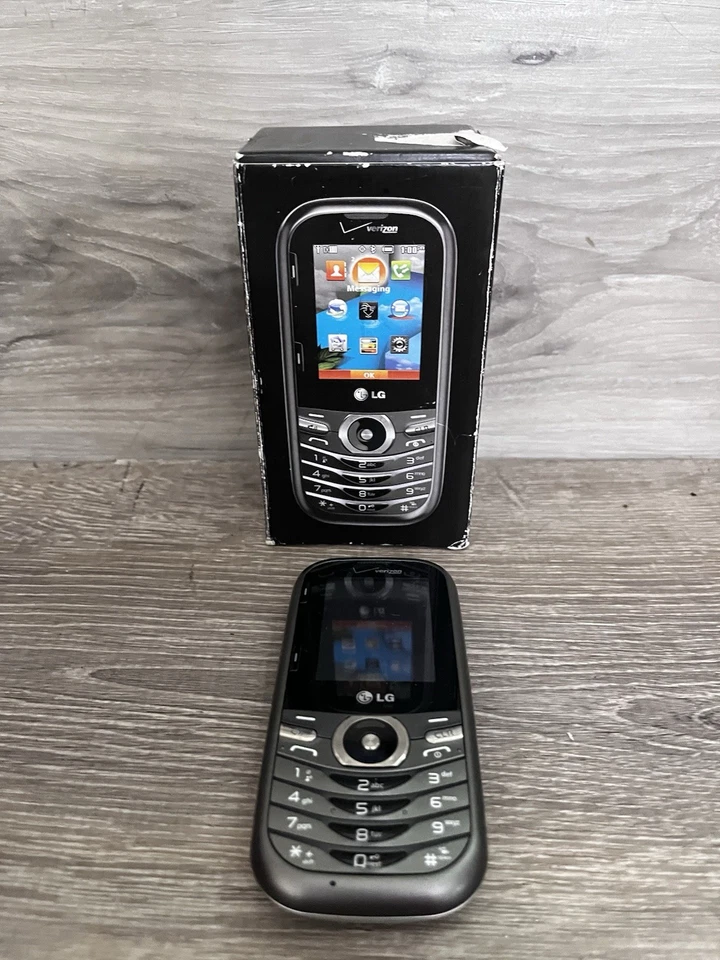 LG Cosmos 3 VN251S Black QWERTY Keyboard Verizon Slider Phone NOT TESTED - Image 1 of 4