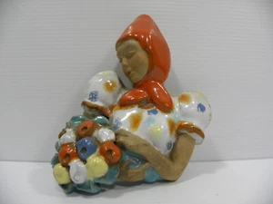 Vintage Szecsi Keramia Budapest Terrakotta Frau mit Blumen Figur 6" - Bild 1 von 5