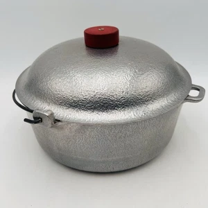 Club Aluminium gehämmert Oberfläche hängender Dutch Oven 4,5 Quart Vintage - Bild 1 von 12