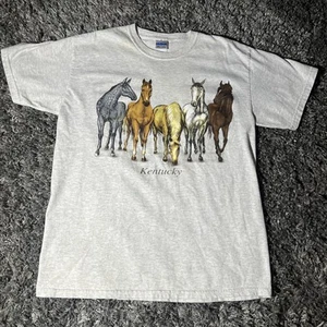 Camiseta de Colección Kentucky Caballo de 2 Caras Para Hombre Mediana Gris Brezo Derby Horses Usada en Excelente Condición - Imagen 1 de 22