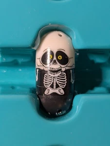 Mighty Beanz Edición Especial Skeleton Bean 2010 Raro - Imagen 1 de 4