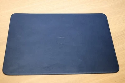 Apple Leather Sleeve for 15-inch MacBook Pro – used once Midnight Blue - Image 1 of 2