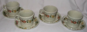 Set of 4 Wedgwood Quince Fruit Ring Coffee/Tea Cups and Saucers - England - Picture 1 of 5