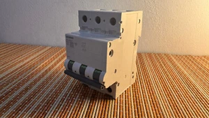 Leitungsschutzschalter 3P C 32A 10kA AC VDE Siemens 0569 - Bild 1 von 4