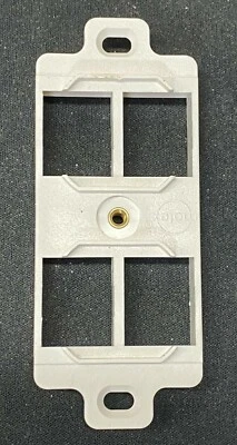 MOLEX WSY-00008-02 4-PORT WALL FACEPLATE WHITE (LOT OF 10) 106 STYLE GRID PLATE Foto 1 de 4