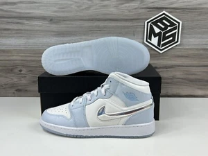 *NUEVO GS Air Jordan 1 Tinte Azul Medio Blanco Hielo Brillo | Multi Talla FQ9117 400 - Imagen 1 de 14