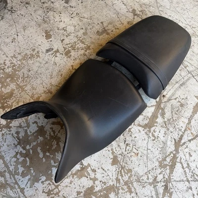 01-06 2004 BMW R1150R R1150 Front Drivers  & Rear Seat Foto 1 de 4