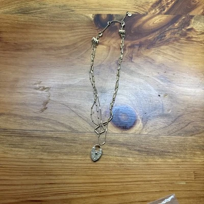 Gargantilla Chloe Isabel Boho Collar en Capas 3 Hilos Corazón Medallón Dije Tono Dorado Foto 1 de 4