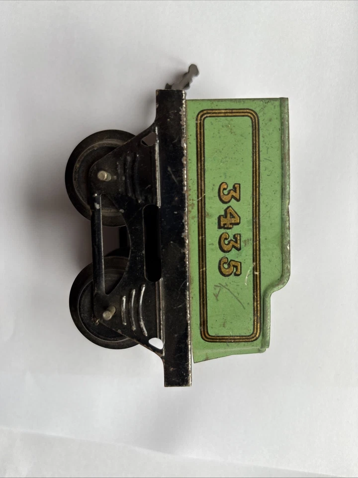 HORNBY  MECCANO TRAINS GAUGE 0 M1 TENDER 3435 Green And Gold - Image 1 of 4