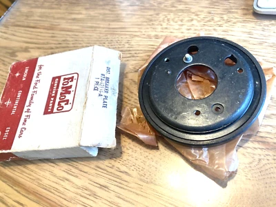 1957-1959 NOS Ford, Thunderbird, Lincoln, Mercury V8 Distributor Breaker Plate  - Image 1 of 4