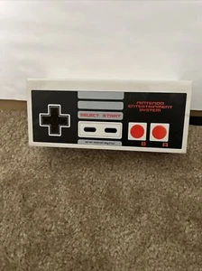 Super Mario Bros Sugarfina Nintendo NES Controller Candy Bento Box With Gummys - Picture 1 of 7