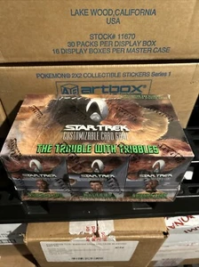 Star Trek CCG - The Trouble With Tribbles Starter Deck Caja SELLADA - Descifrador - Imagen 1 de 6
