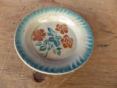 Ancienne assiette plat de table en faience de Castres modèle Roses vintage - Photo 1/4