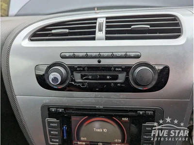 Centralina Climatizzatore Seat Leon 2.0 TDI 16V Diesel 103kW (140 CV) 2011 - Immagine 1 di 3