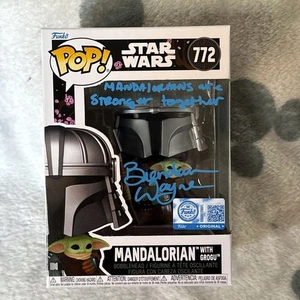 FUNKO POP: STAR WARS: IMPRESSIONS - MANDALORIAN W/GROGU SIGNED BRENDAN WAYNE COA - Picture 1 of 7