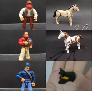 Mega Construx FVR42 Probuilder Doll and Horse and Saddle Building Blocks Toy 1PC - Picture 1 of 14