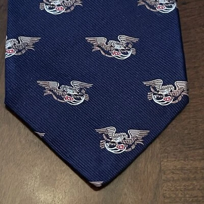 Vintage Daniel Cremieux Blue Repp 100% Silk Men’s Neck Tie Made in USA - Image 1 of 4