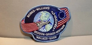 STS-51D SPACE SHUTTLE PATCH "BOBKO-WILLIAMS-SEDDON-GRIGGS-HOFFMAN-WALKER-GARN"" - Picture 1 of 1