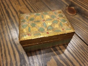 Vintage Small Wooden Green Gold Decorative Box with hinged Lid Made in Mexico - Picture 1 of 14