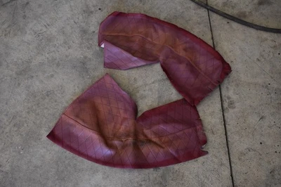 70-73 Datsun 240Z área de carga trasera rueda joroba vinilo ROJO OEN usado *DESTEÑIDO Foto 1 de 4