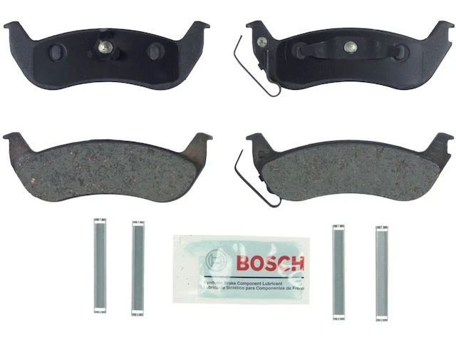 Rear Brake Pad Set For 2010-2011 Lincoln Town Car Sedan JX891MB - Image 1 of 1