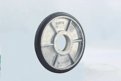 Rueda loca de aluminio Yamaha Exciter 440, 1976-1981 - 5,125" Foto 1 de 2