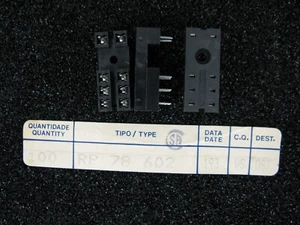 (1) NEW SCHRACK RP78602 8-PIN RELAY SOCKET - Picture 1 of 7