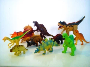 Vintage Chinasaurs & other Dinosaur toys bundle - VGC. - Picture 1 of 8