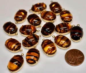 VINTAGE 2  GLASS  domed OVAL PENDANTS • 18x13mm • tortoise like GLASS *PORPHYRY - Bild 1 von 3