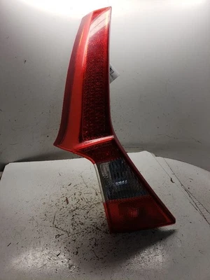 Driver Tail Light XC70 Gate Mounted Fits 08-13 VOLVO 70 SERIES 1367626 - Image 1 of 4