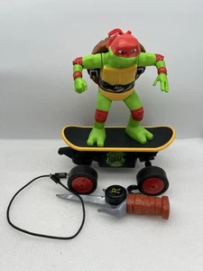 Teenage Mutant Ninja Turtles Giant 12.5 inch Cowabunga Skate RC Raph w/ Remote - Picture 1 of 6