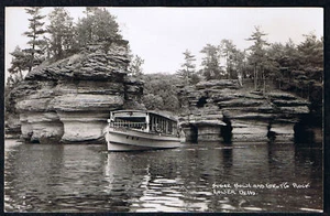 GROTTO ROCK LOWER DELLS WI POSTCARD RPPC BOAT ROCKS - Picture 1 of 2