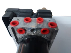 ABS Modulator Stecker - 1 Packung enthält genug Stecker für 100 ABS Modulator Einheiten - Bild 1 von 6
