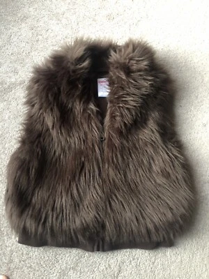 Usado en Excelente Condición Talla 3-4 XS Extra Pequeño Gymboree Chaleco de Piel Marrón Cremallera Foto 1 de 2